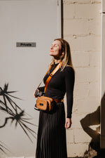 Load image into Gallery viewer, ‘Frankie&#39; Photographer&#39;s Fanny Pack - Caramel
